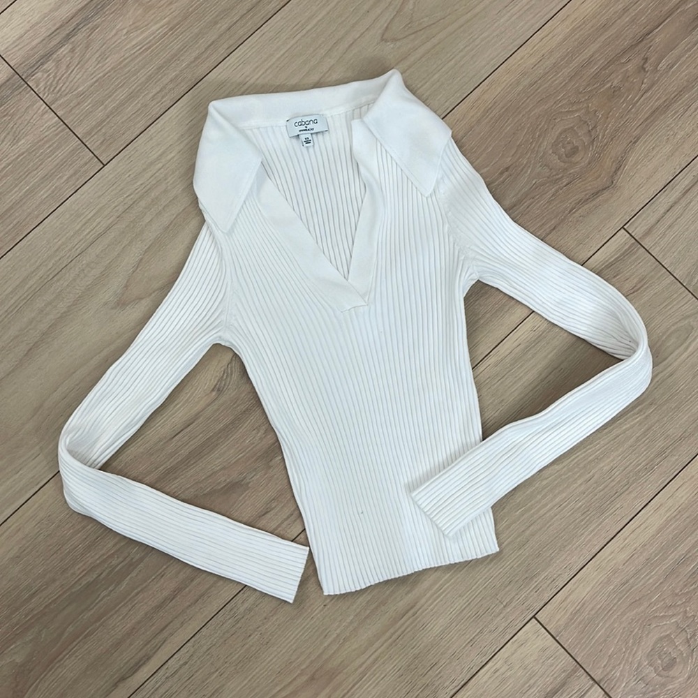 New Sz Xsmall Collared Sweater